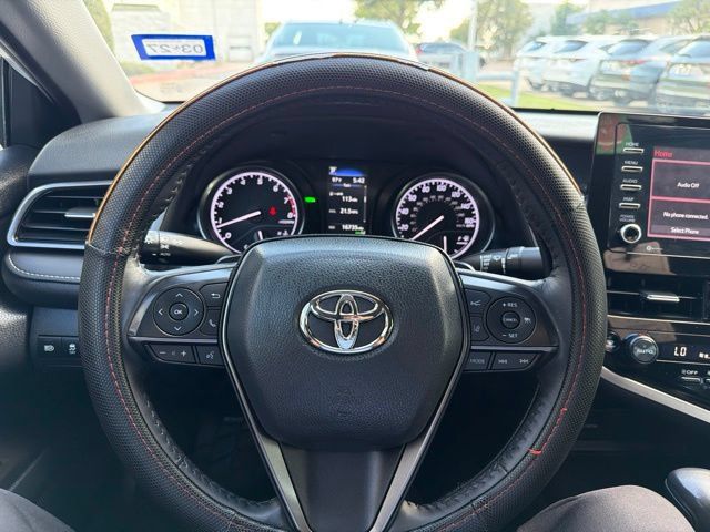 Used 2024 Toyota Camry SE w/ Convenience Package FWD image 9