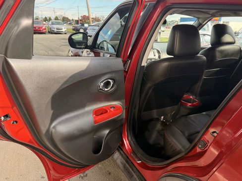 Used 2012 Nissan Juke SL image 17