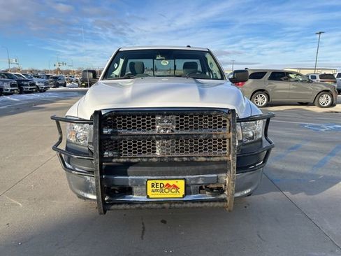Used 2016 RAM 1500 Tradesman w/ Chrome Appearance Group image 3
