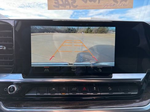 Used 2025 GMC Sierra 1500 Elevation image 36