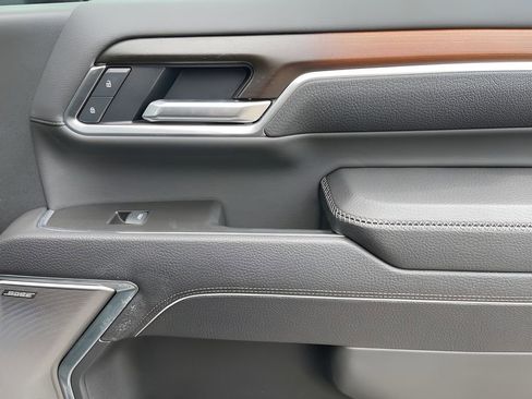 New 2025 GMC Sierra 2500 Denali w/ Denali Reserve Package image 12