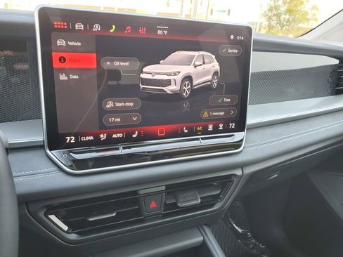 New 2026 Volkswagen Tiguan SE FWD image 26