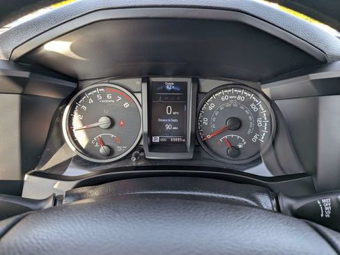 Used 2021 Toyota Tacoma SR RWD image 28