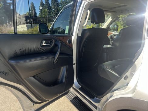 Used 2019 Nissan Armada SL w/ Premium Package AWD/4WD image 12
