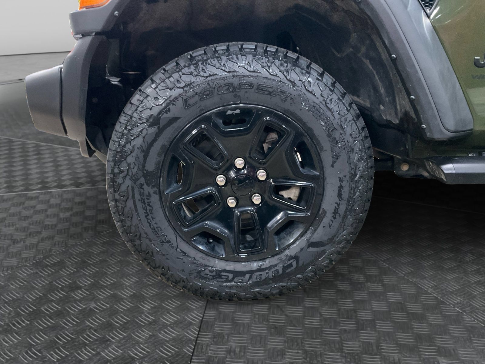Used 2021 Jeep Wrangler Sport AWD/4WD image 16