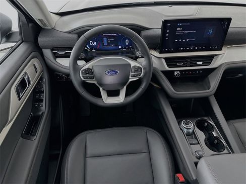 New 2026 Ford Explorer Active w/ Active Comfort Package image 23