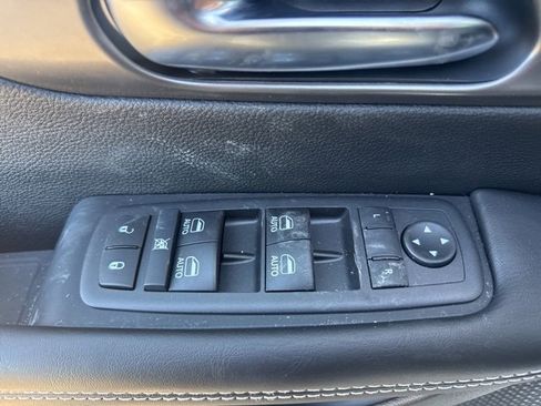 New 2026 Chrysler Voyager LX image 9