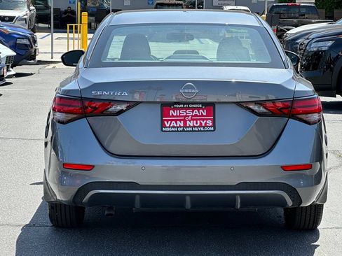Used 2025 Nissan Altima 2.5 S FWD image 38