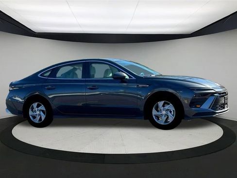 New 2025 Hyundai Sonata SE image 10