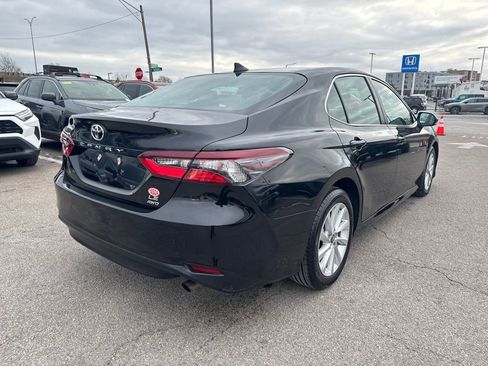 Used 2023 Toyota Camry LE image 7
