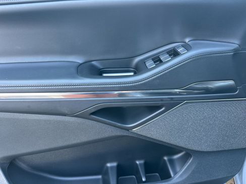 Used 2025 Lincoln Navigator Reserve w/ Jet Appearance Package AWD/4WD image 12