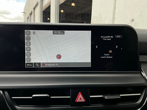 Used 2025 Kia Seltos S image 32