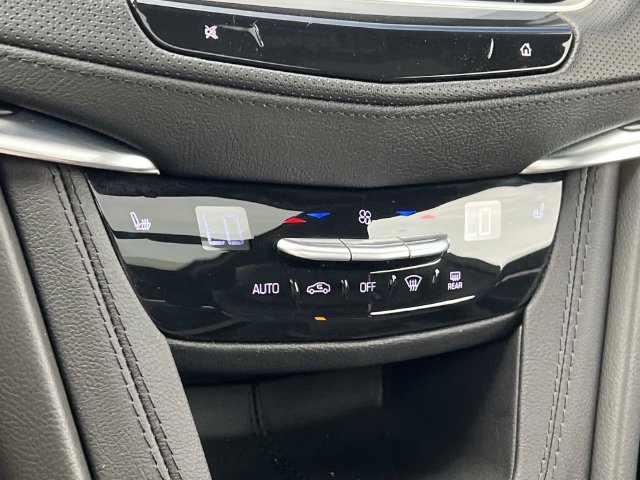 Certified 2023 Cadillac XT5 Premium Luxury AWD/4WD image 25