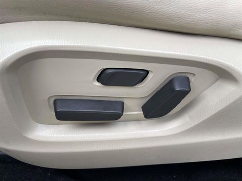 Used 2022 MAZDA CX-9 Touring w/ Touring Premium Package image 15