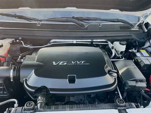 Used 2022 Chevrolet Colorado Z71 image 30