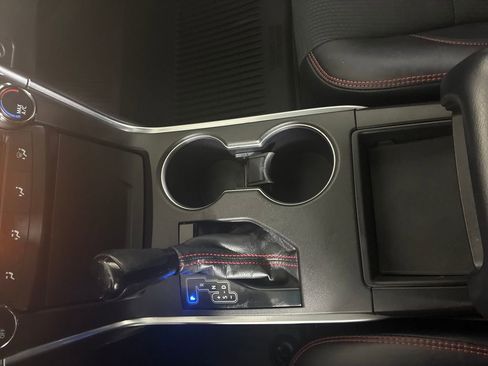 Used 2017 Toyota Camry SE image 33