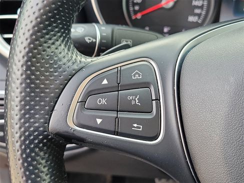 Used 2017 Mercedes-Benz C 300 4MATIC Sedan image 22