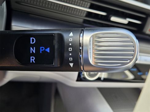 New 2025 Hyundai Ioniq 6 SEL image 9