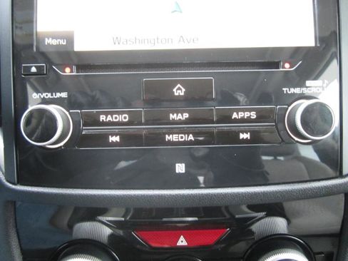 Used 2020 Subaru Forester Limited image 39