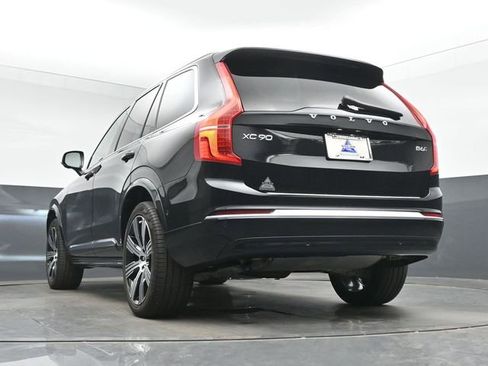 Used 2024 Volvo XC90 B6 Ultimate w/ Lounge Package AWD/4WD image 16