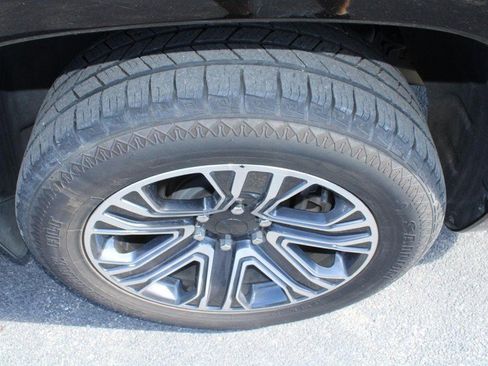 Used 2023 Jeep Wagoneer L Series II image 7