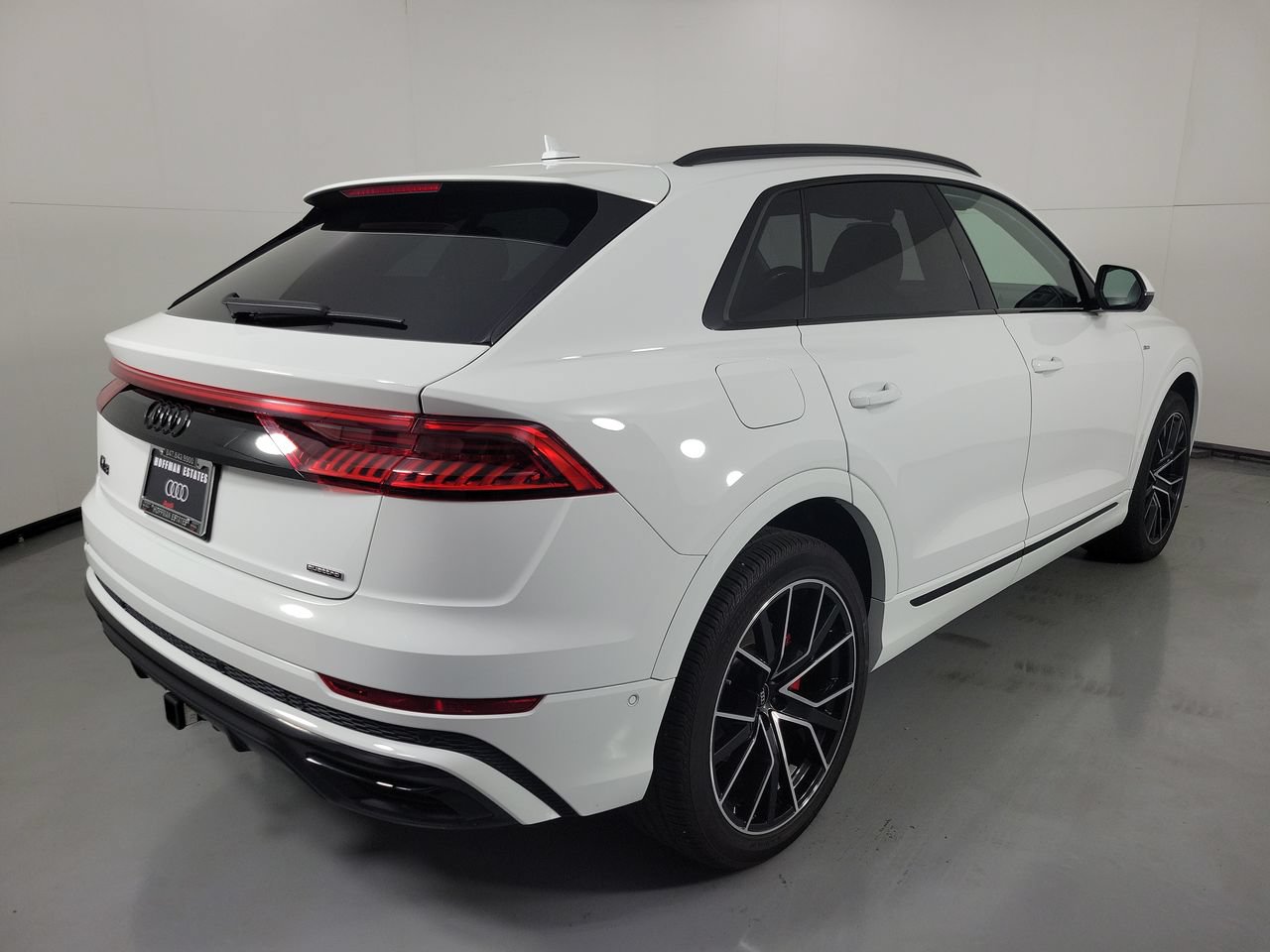 Used 2023 Audi Q8 Premium Plus w/ Premium Plus Package AWD/4WD image 8