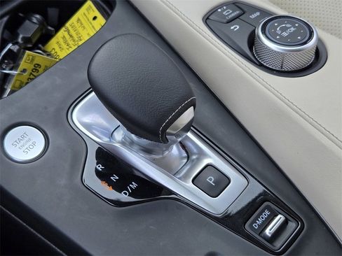 Used 2022 INFINITI QX50 Sensory image 23