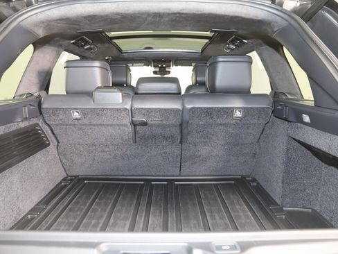 Used 2020 Land Rover Range Rover Autobiography image 45
