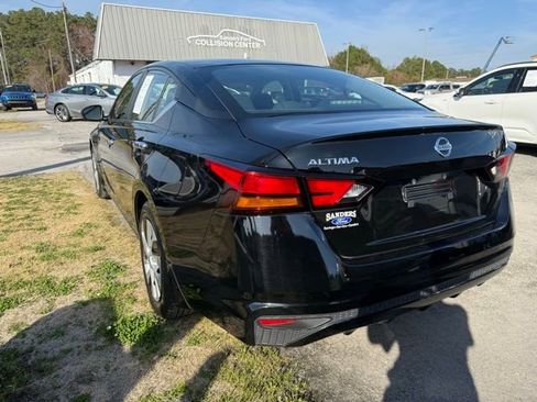 Used 2022 Nissan Altima 2.5 S image 4