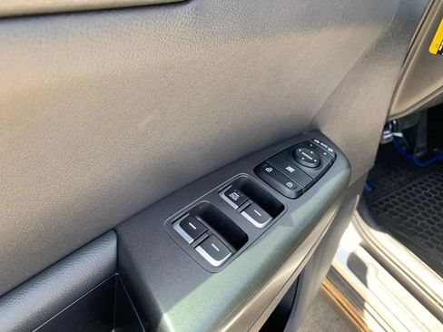 Used 2021 Kia Sportage S FWD image 18