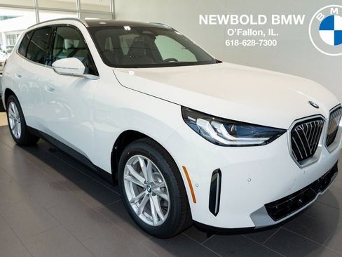 Used 2025 BMW X3 xDrive30i AWD/4WD image 1