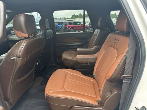 Used 2022 Ford Expedition Max King Ranch AWD/4WD image 16
