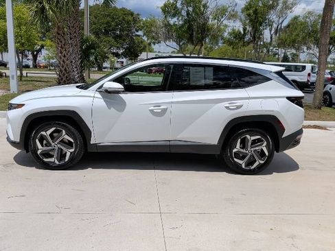 Certified 2024 Hyundai Tucson Limited AWD/4WD image 10