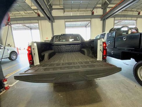 Used 2024 Chevrolet Silverado EV W/T image 5