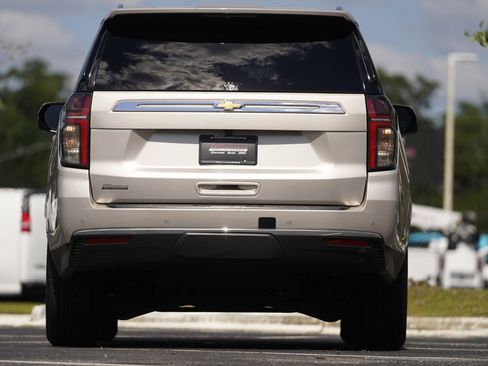 Used 2022 Chevrolet Tahoe LT w/ Luxury Package RWD image 42