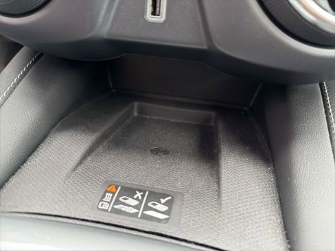 Used 2024 Chevrolet Blazer LT w/ Convenience Package image 26