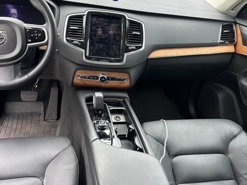 Used 2023 Volvo XC90 B6 Plus w/ Protection Package Premier AWD/4WD image 9