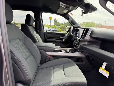 New 2026 RAM 1500 Express image 33