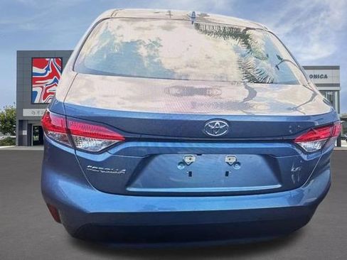Used 2025 Toyota Corolla LE image 5