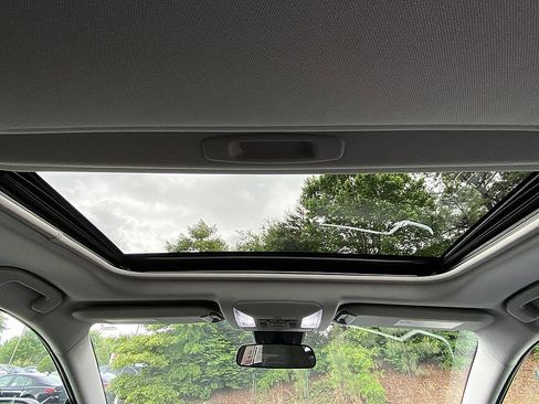 Certified 2021 Toyota RAV4 XLE w/ Convenience Package FWD image 19