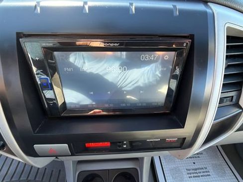 Used 2011 Toyota Tacoma 4x4 Double Cab w/ TRD Off-Road Pkg image 12