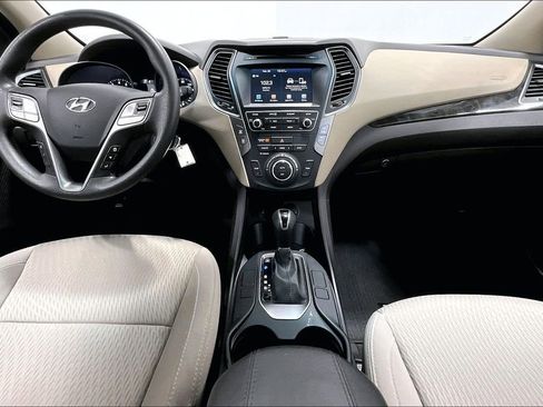 Used 2017 Hyundai Santa Fe Sport image 18