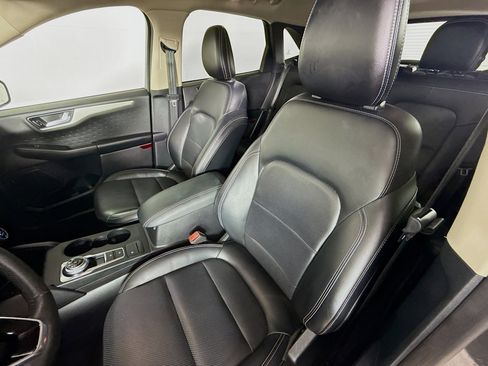 Used 2020 Ford Escape SE Sport image 26