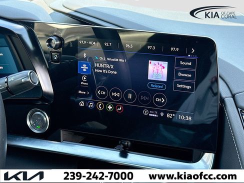 Used 2021 Chevrolet Corvette Stingray Convertible w/ 1LT image 27