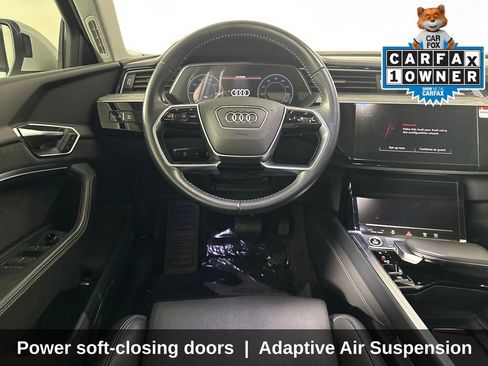 Used 2021 Audi e-tron Prestige w/ Prestige Package image 16