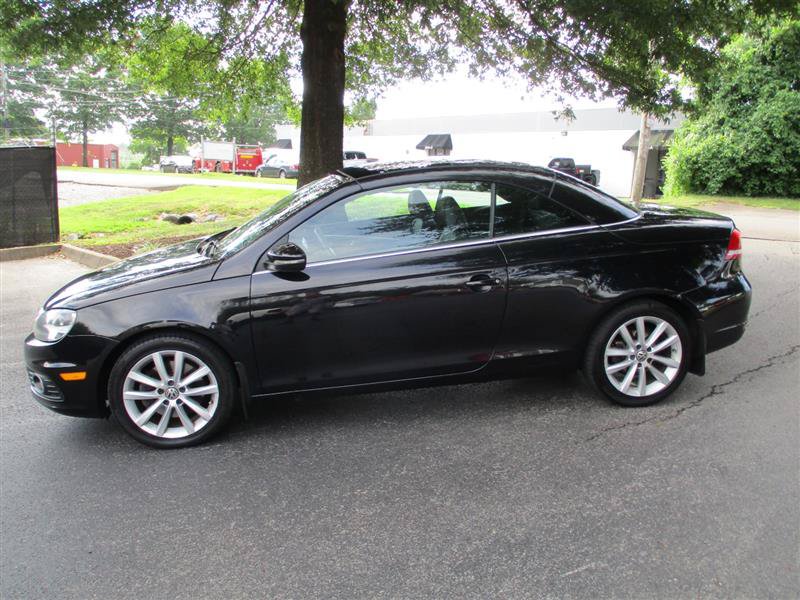 Used 2014 Volkswagen Eos Komfort FWD image 17