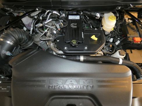 New 2026 RAM 3500 Limited image 33