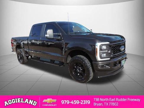 Used 2024 Ford F250 XL w/ STX Appearance Package image 3