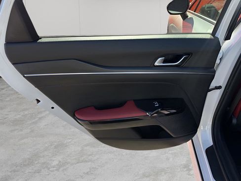 Used 2025 Kia K5 GT-Line w/ GT-Line Premium Package image 17