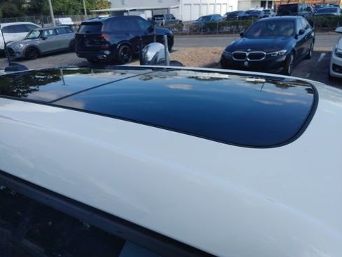 Used 2022 MINI Cooper S image 15